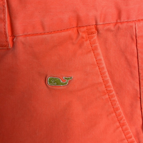 Vineyard Vines Day Boat Shorts in Cara Cara with Lime Green Whales Size 2 - Picture 9 of 9